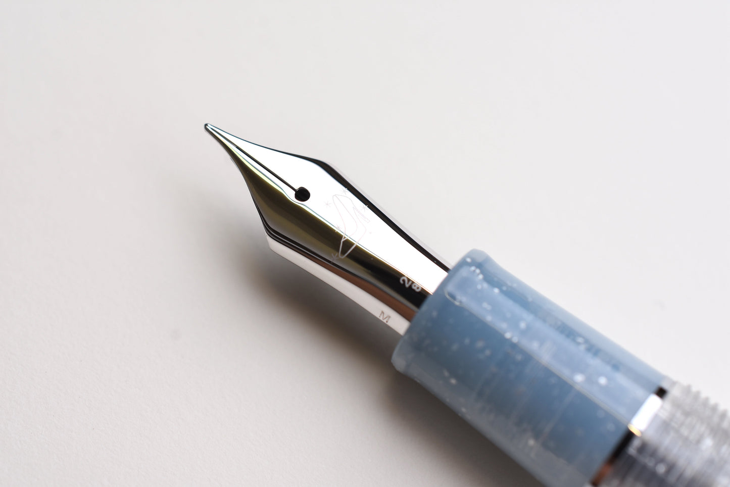 BUNGUBOX Original Fountain Pen - Piston - Cinderella's Slipper