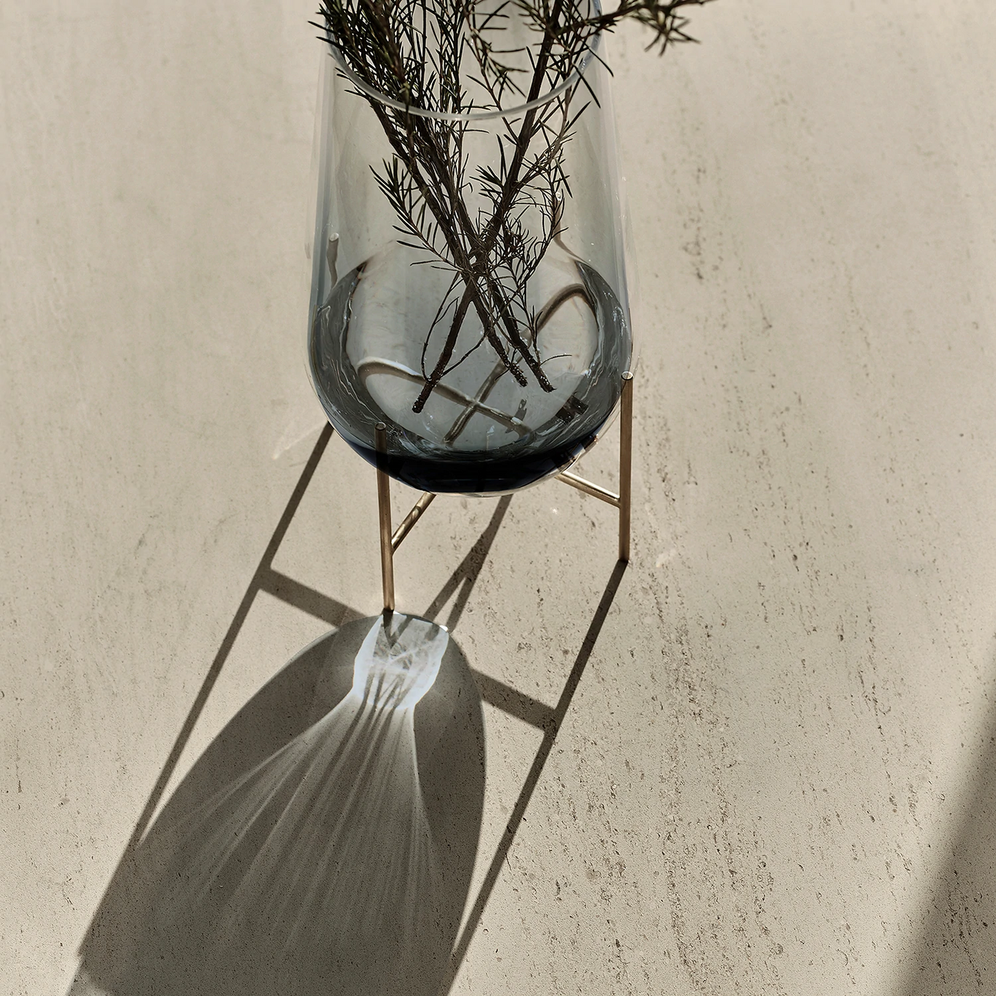 audo copenhagen (menu) | echasse vase | smoke small