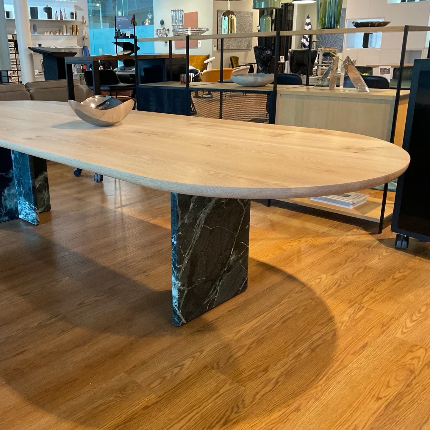 janua | bc 17 t-rox soft rectangular table | brushed oak + verde lepanto legs | 280x100cm