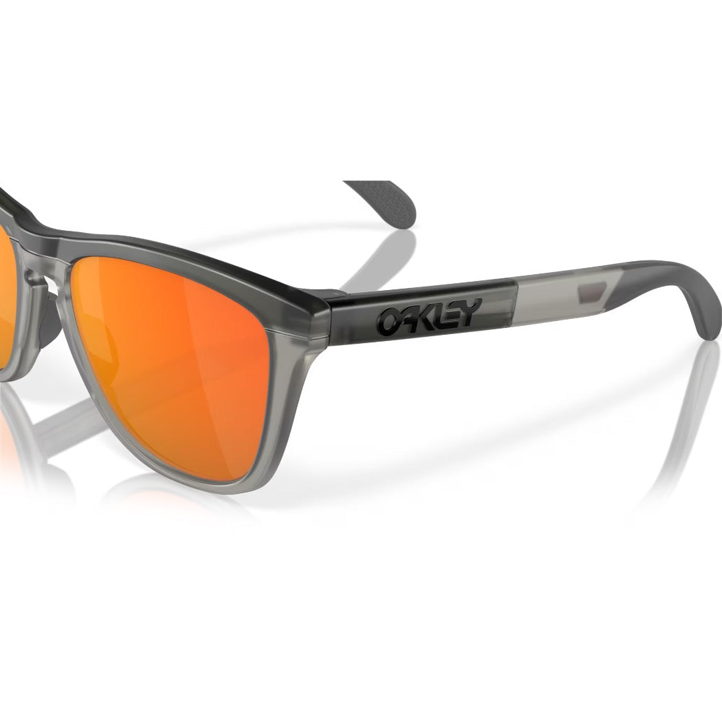 OAKLEY - FROGSKINS RANGE | Matte Grey Smoke w/ Prism Ruby Lens
