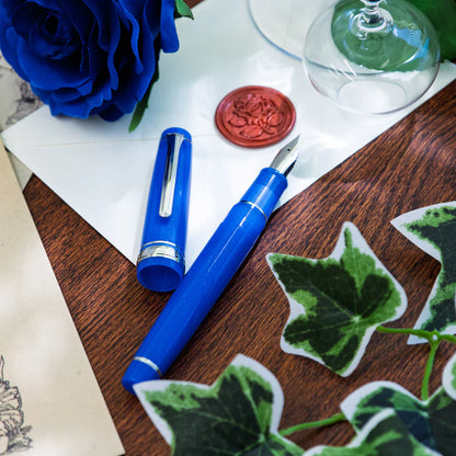 BUNGUBOX Original Fountain Pen - First Love - Artisan Hand Finished
