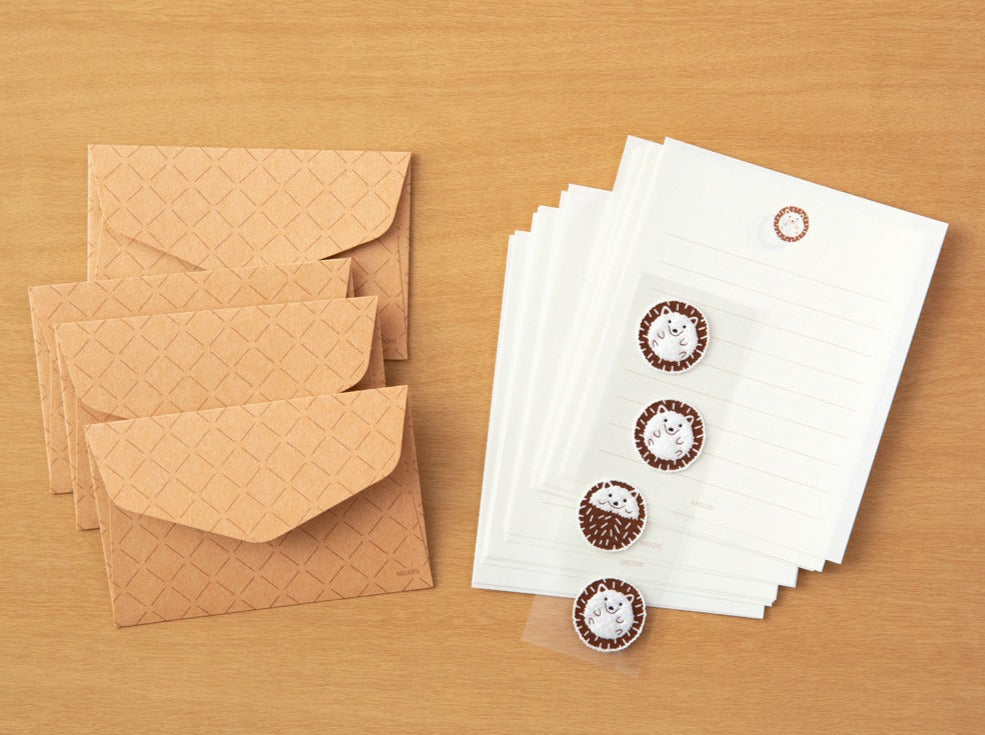 Extra-Mini Letter Set with Hedgehog Stickers