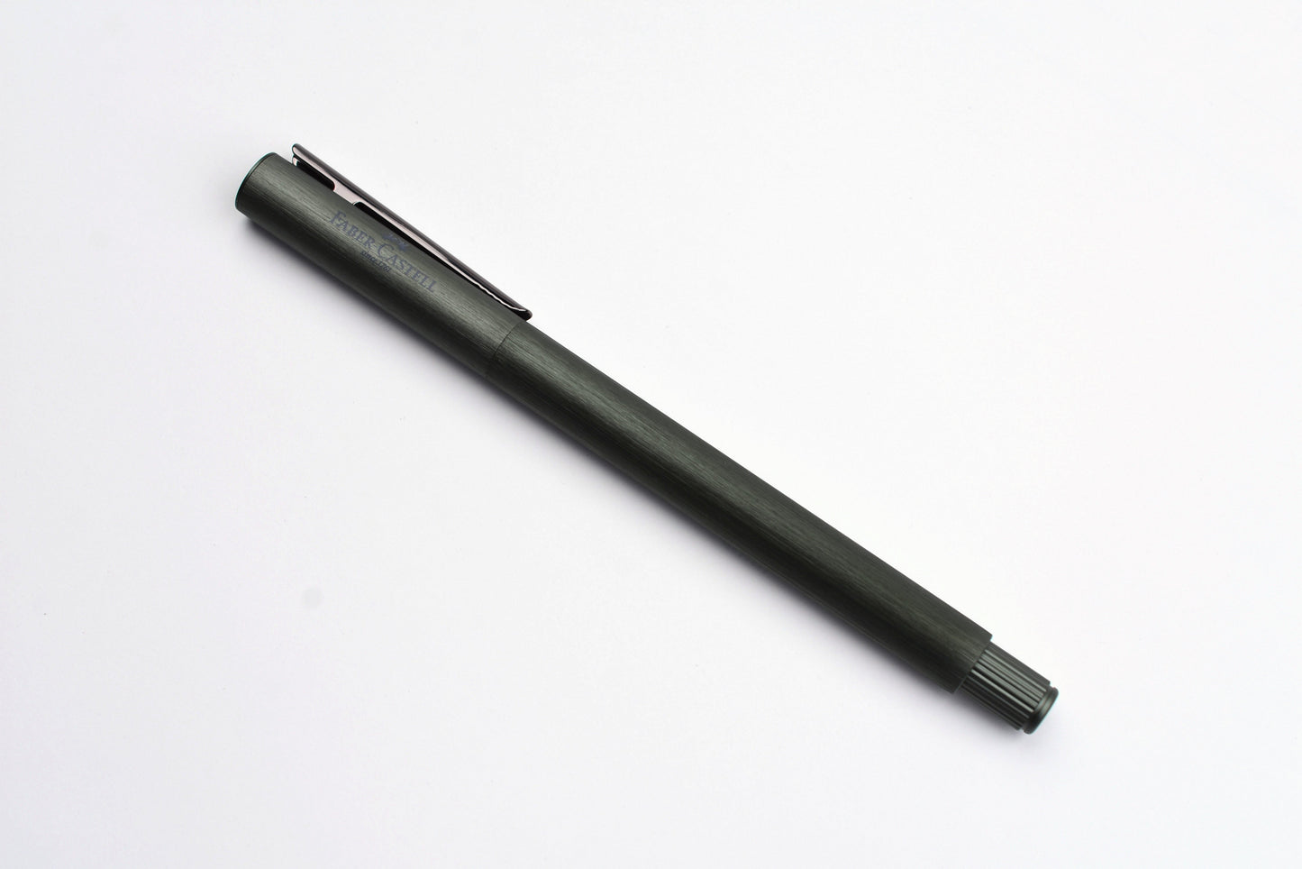 Faber-Castell - Design Neo Slim Fountain Pen - Olive Green Aluminum