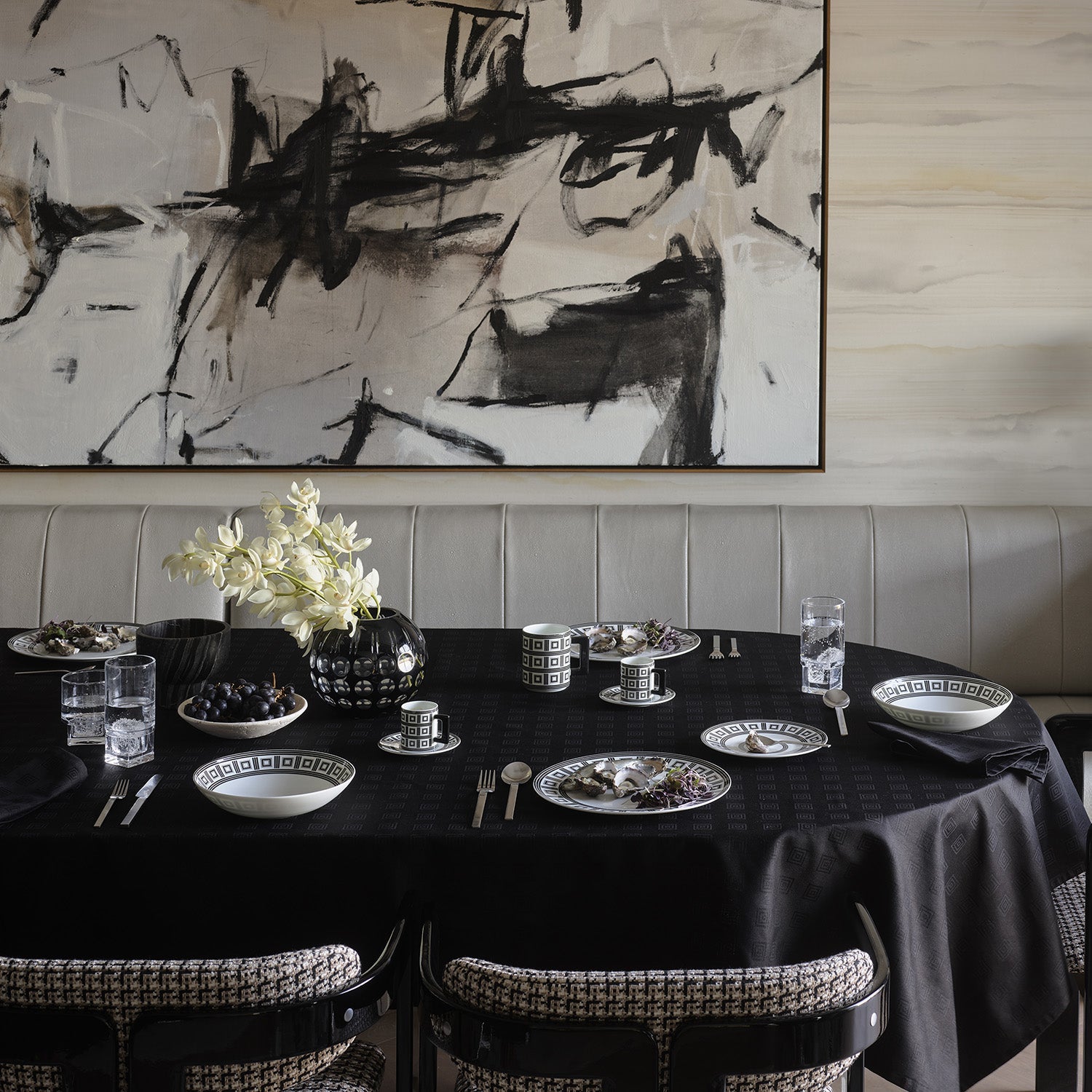 greg natale | astoria dinner plate | black ~ DC