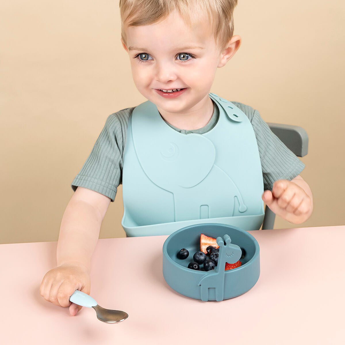 Done by Deer Friends Peekaboo Silicone Dinner Set