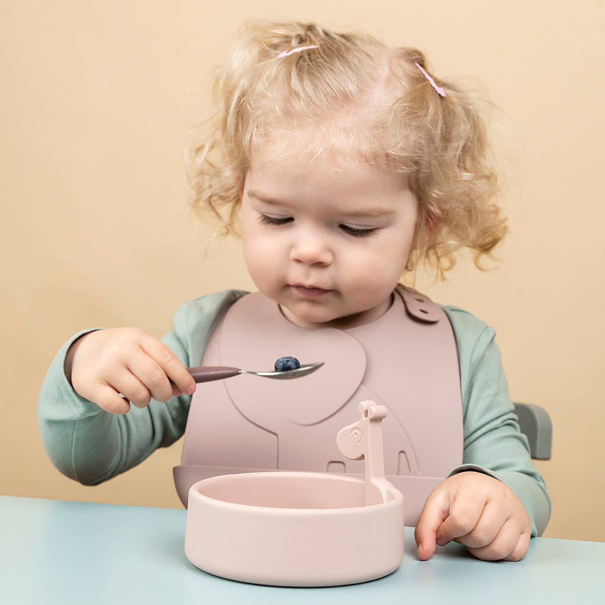 Done by Deer Friends Peekaboo Silicone Dinner Set