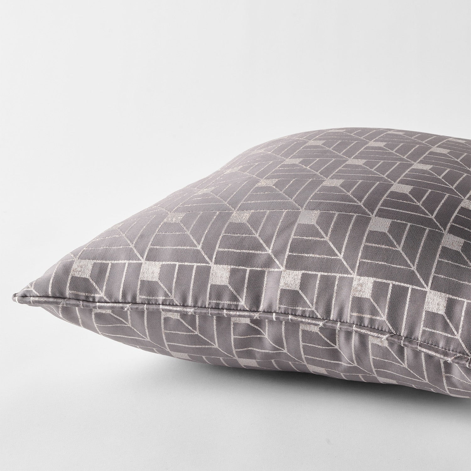 greg natale | ponti cushion | black & white ~ DC