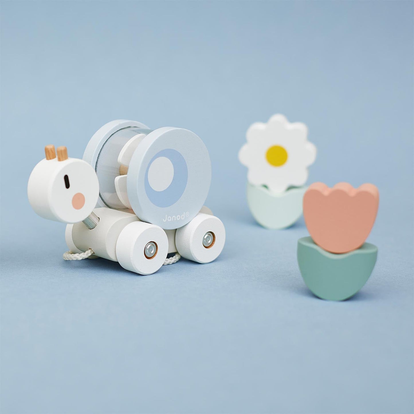 Janod Snail Train