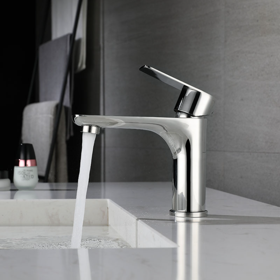Bathroom Water Faucet Taps Cold and Hot Stainless Steel Single Hole Wash Basin Faucets Mixer Torneira Cascata Dourada