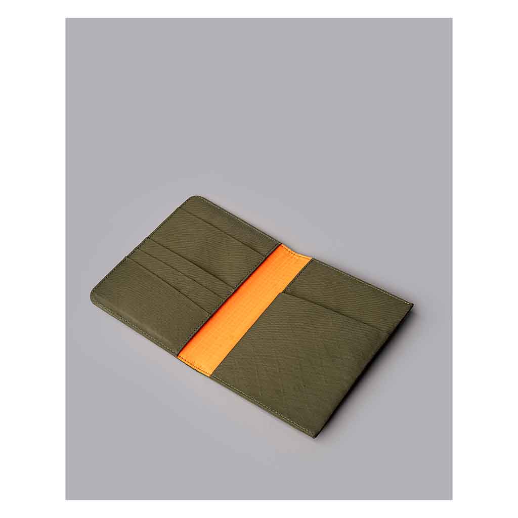 Ark Bifold Passport Wallet