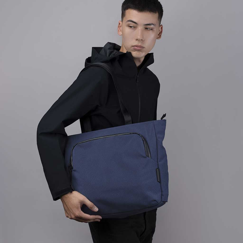 Bravo Tote V1