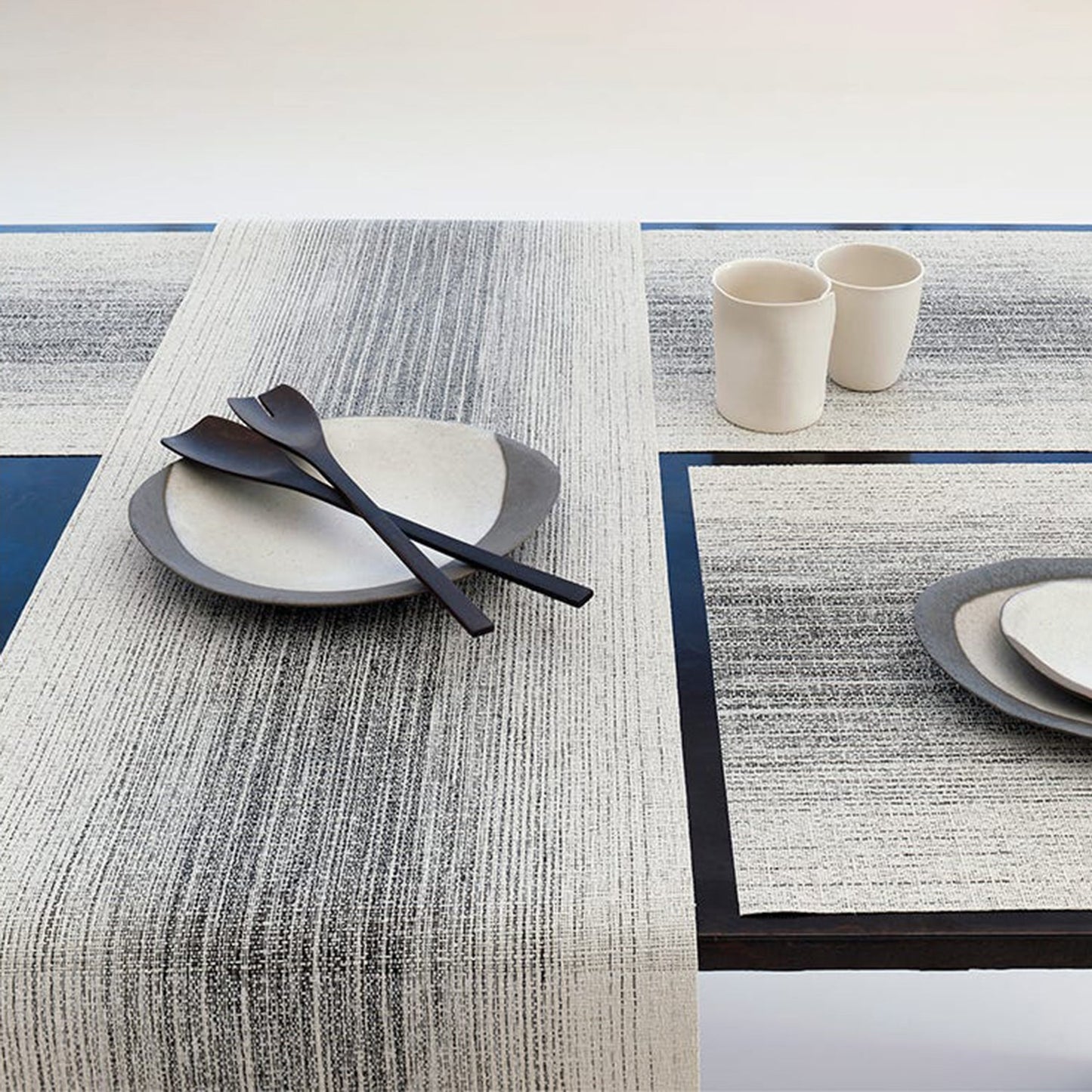 chilewich | table runner | ombre natural
