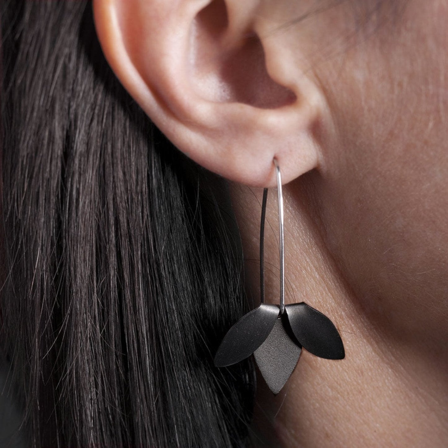 fink | earrings | flip point | black