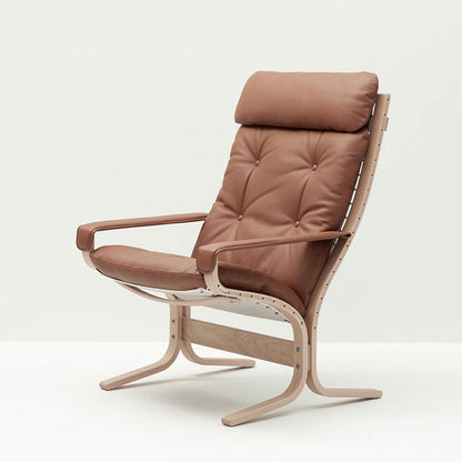 hjelle | siesta classic 301 chair | high back with arms | oak + rustical tan leather