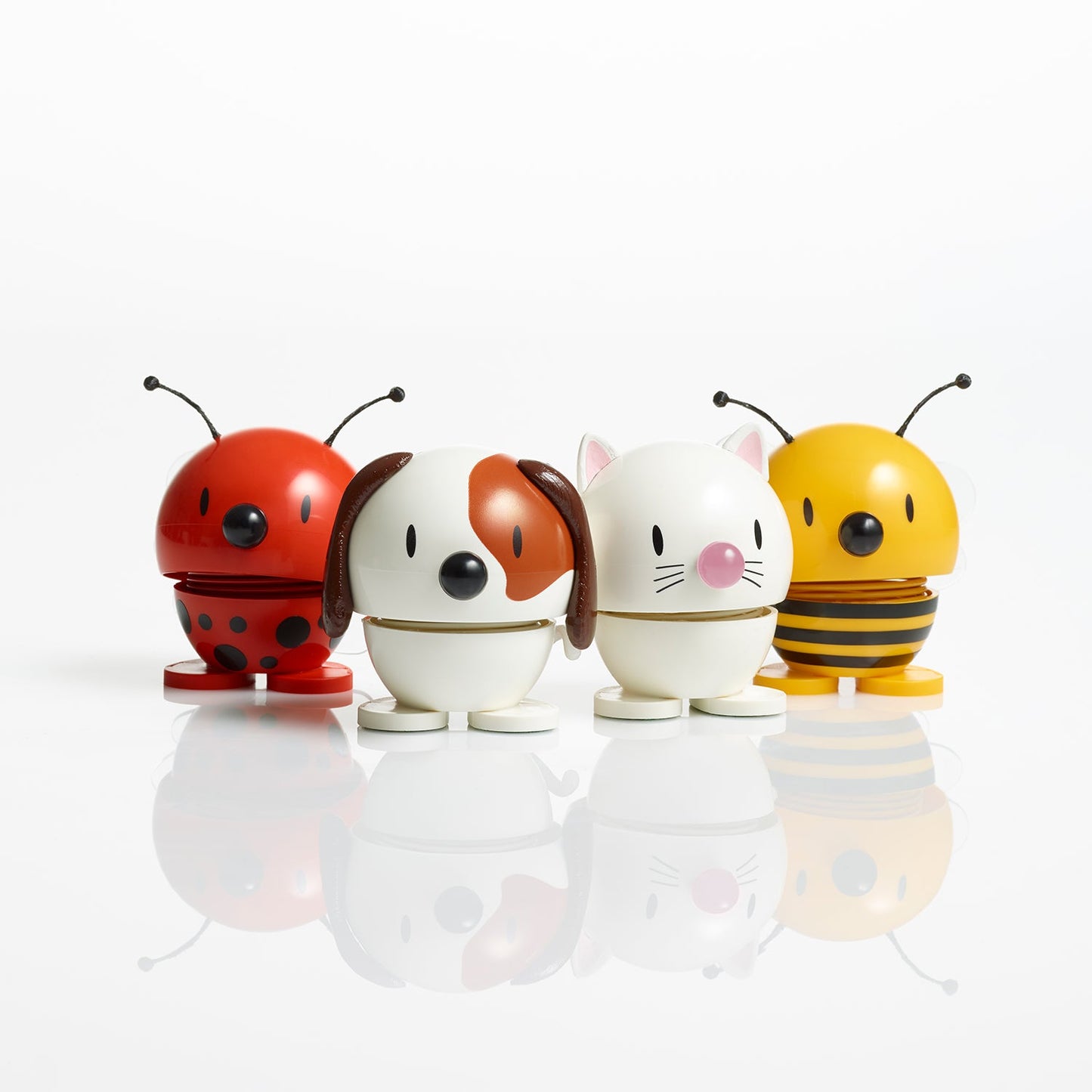 hoptimist | animals | dog white small