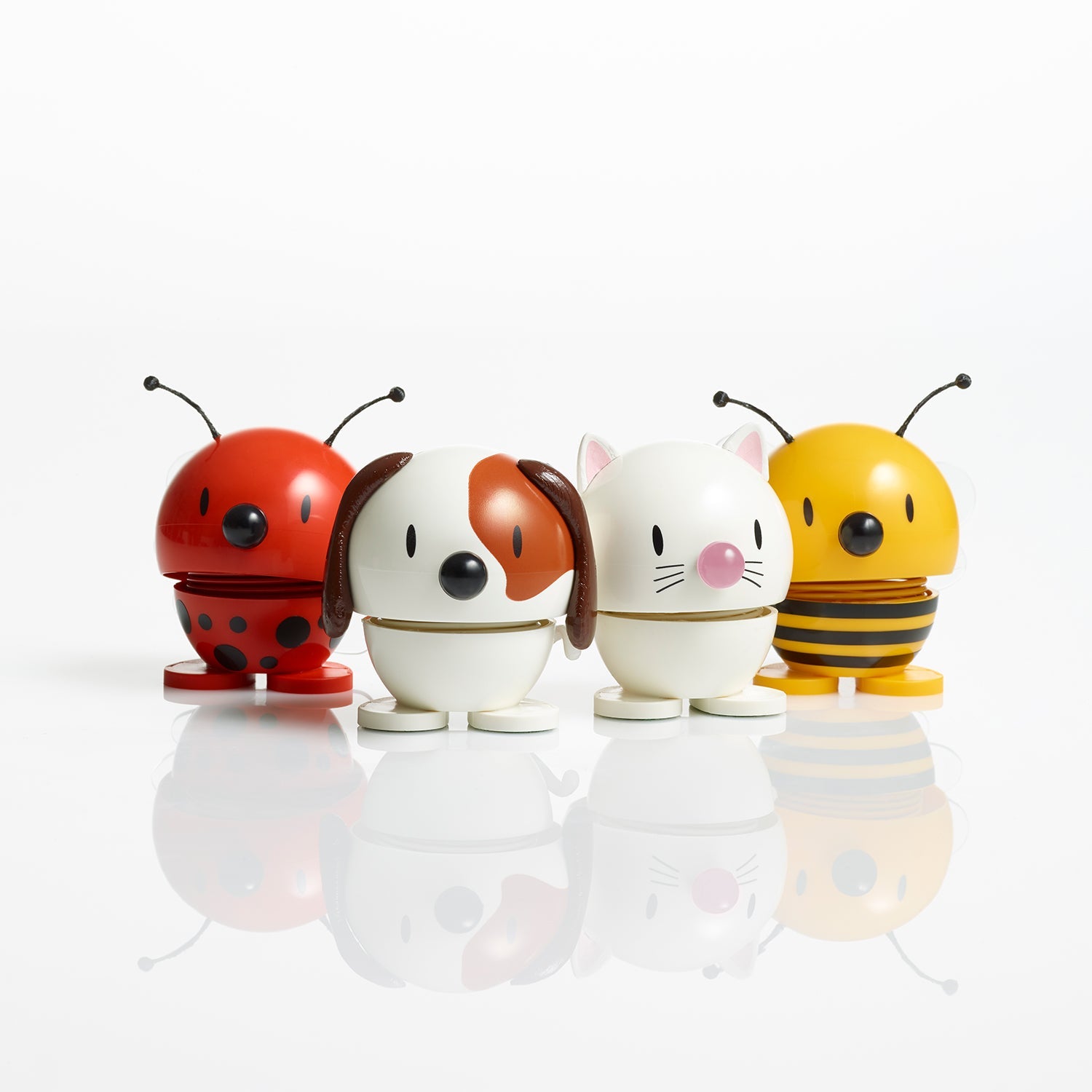 hoptimist | animals | dog white small