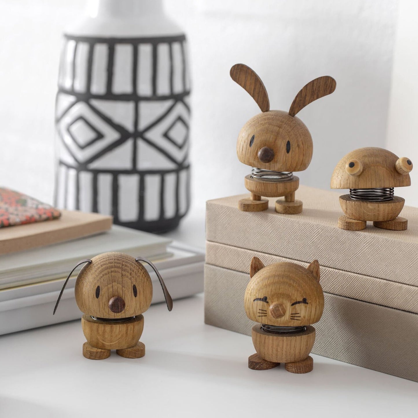 hoptimist | animals | dog oak small