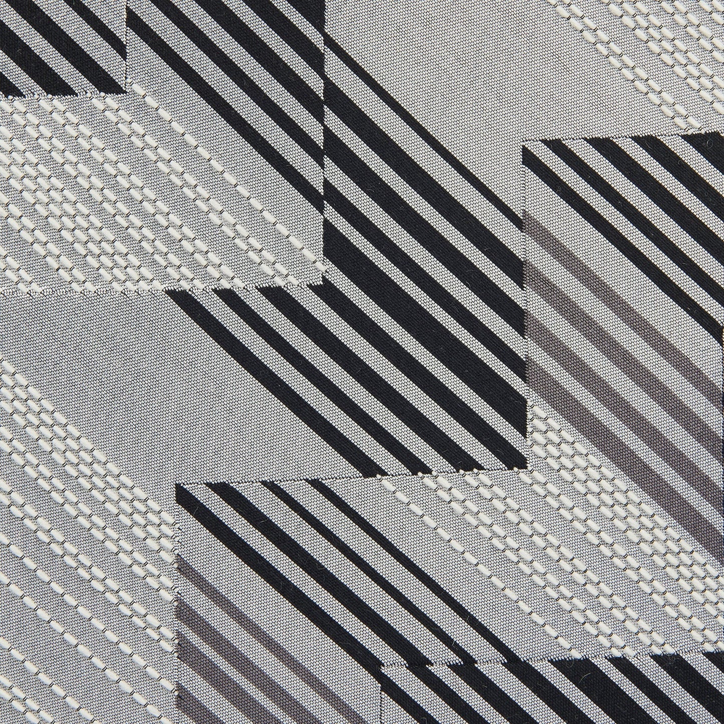 missoni home | betulla cushion 40cm | colour 601R - DC