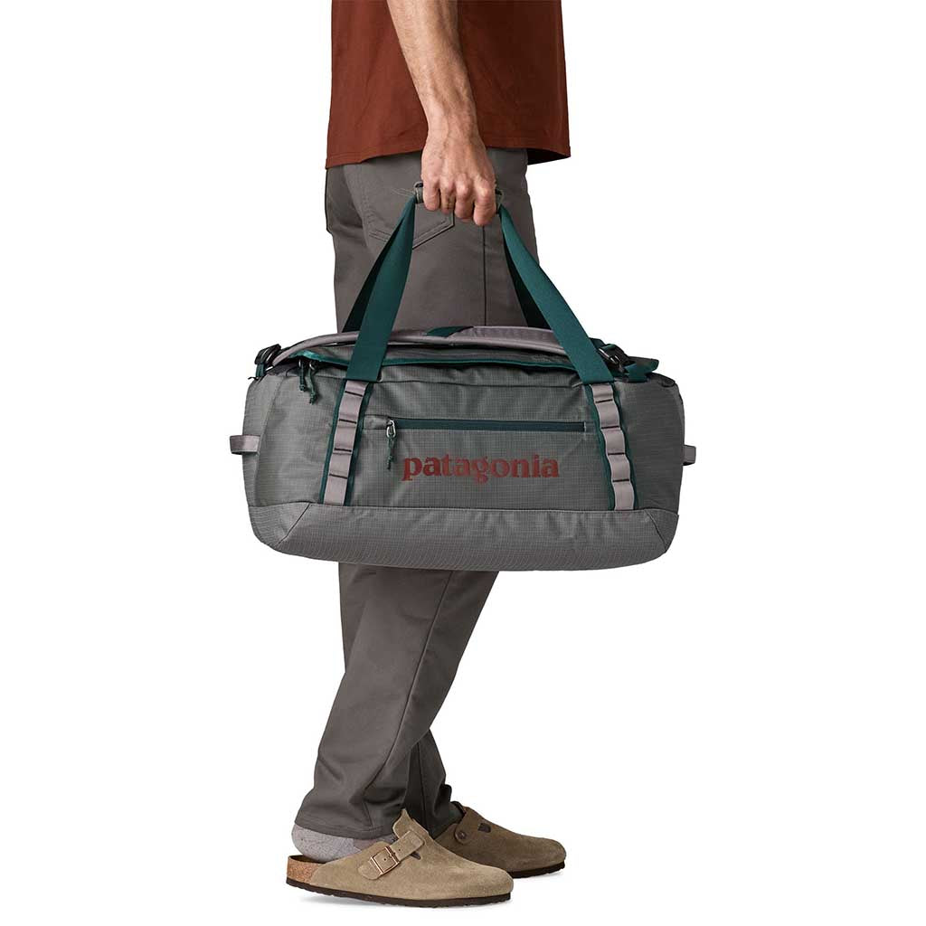Black Hole Duffle 40L